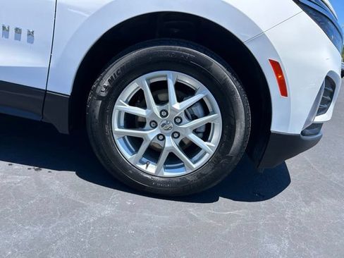 Used 2024 Chevrolet Equinox LT FWD image 8