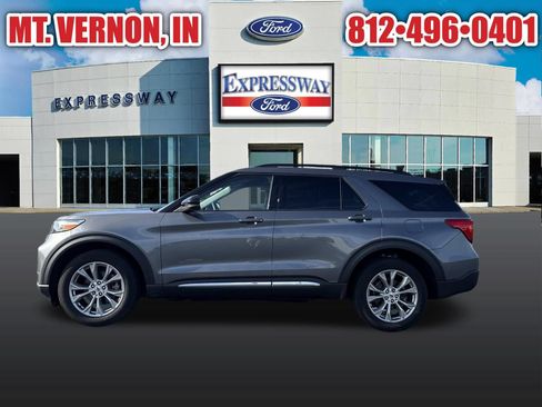 Used 2024 Ford Explorer XLT w/ Equipment Group 202A AWD/4WD image 6