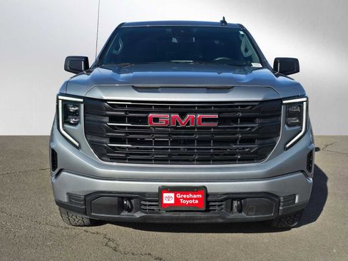 Used 2025 GMC Sierra 1500 Pro w/ Graphite Edition image 9