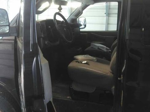 Used 2020 Chevrolet Express 2500 w/ Driver Convenience Package RWD image 12