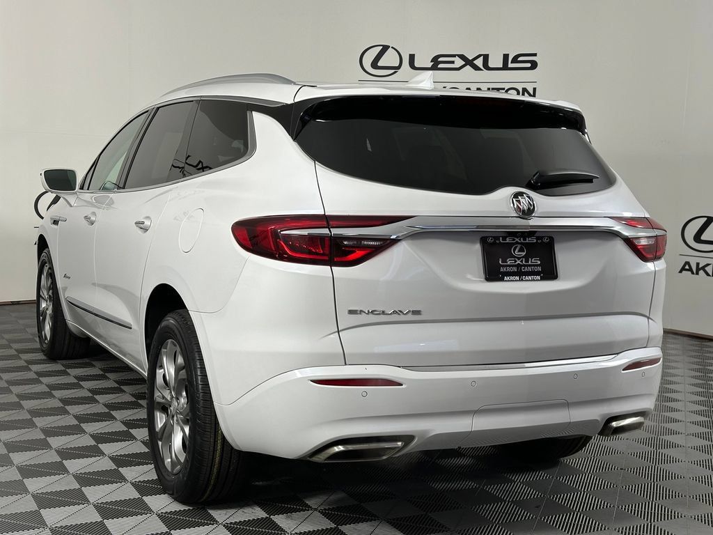 Used 2020 Buick Enclave Avenir w/ Avenir Technology Package FWD image 9