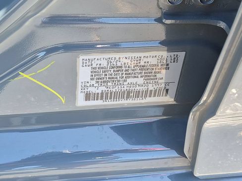 Used 2024 Nissan Sentra SR w/ SR Premium Package FWD image 30