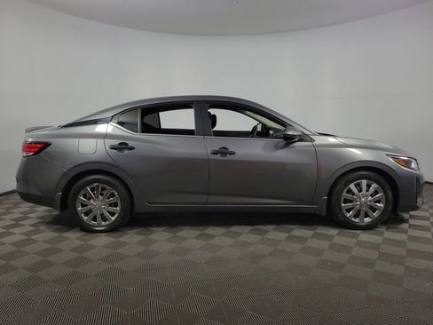 Used 2024 Nissan Sentra S FWD image 11