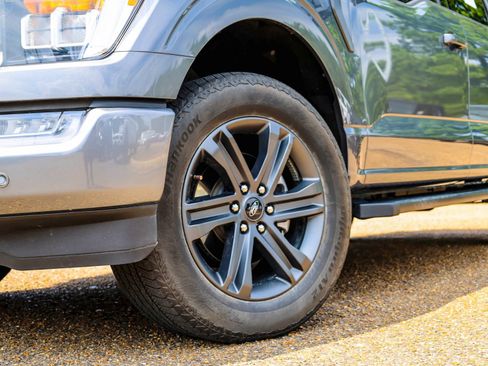 Used 2023 Ford F150 Lariat AWD/4WD image 2