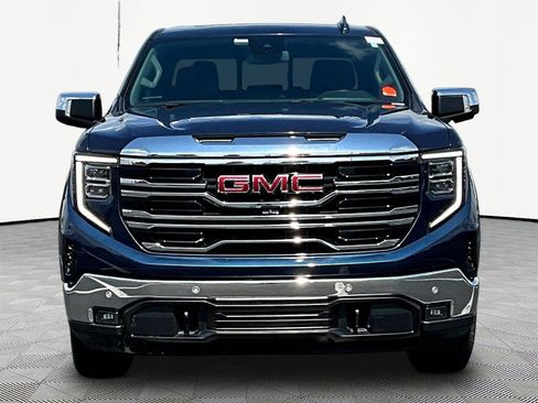Used 2022 GMC Sierra 1500 SLT w/ SLT Premium Plus Package AWD/4WD image 2
