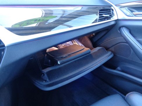 Used 2022 BMW 540i xDrive w/ M Sport Package image 18