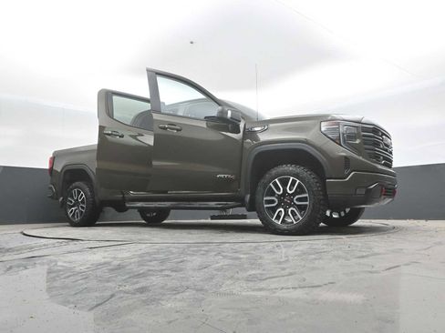 Used 2023 GMC Sierra 1500 AT4 w/ AT4 Premium Package AWD/4WD image 55