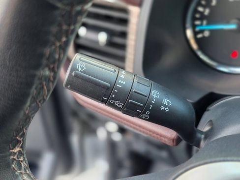 Used 2024 Ford Expedition Max Limited image 34