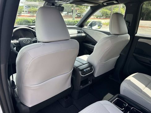 New 2026 Lexus TX 350 AWD image 13