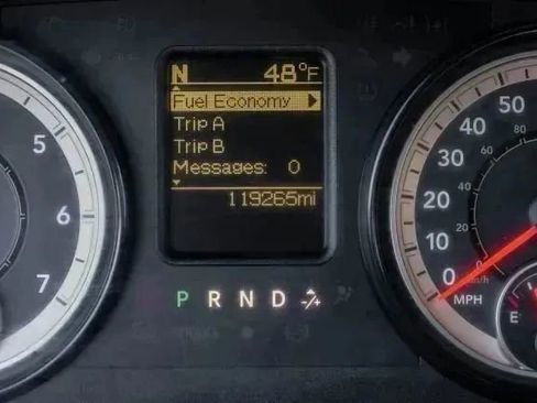 Used 2017 RAM 1500 Express w/ Express Value Package image 32