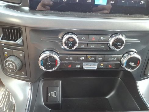 New 2026 Ford F150 XLT w/ Equipment Group 302A MID AWD/4WD image 19
