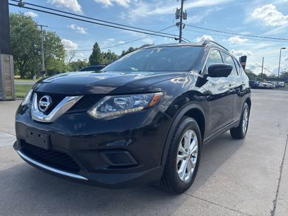 Used 2016 Nissan Rogue SV w/ SV Premium Package