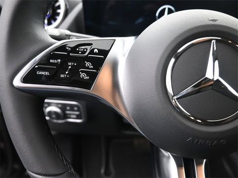 New 2025 Mercedes-Benz GLA 250 image 28