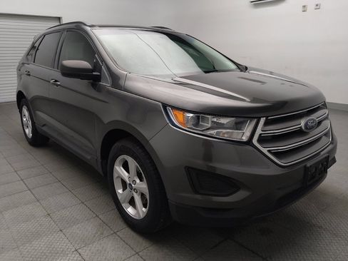 Used 2018 Ford Edge SE FWD image 13