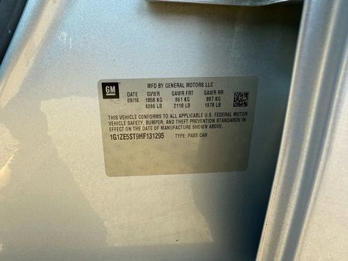 Used 2017 Chevrolet Malibu LT w/ Leather Package image 24