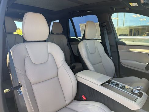 New 2026 Volvo XC90 B6 Ultra w/ Protection Package AWD/4WD image 26