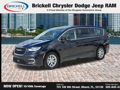 Used 2024 Chrysler Pacifica Touring-L