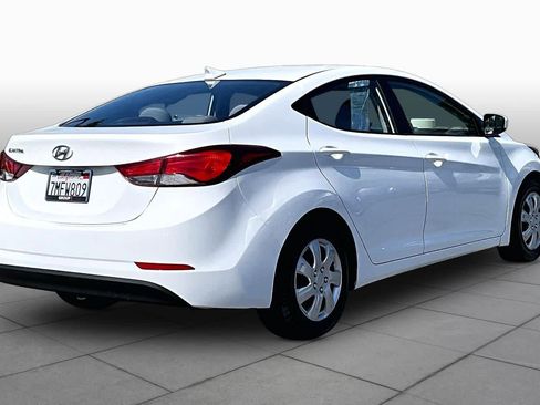 Used 2016 Hyundai Elantra SE FWD image 12