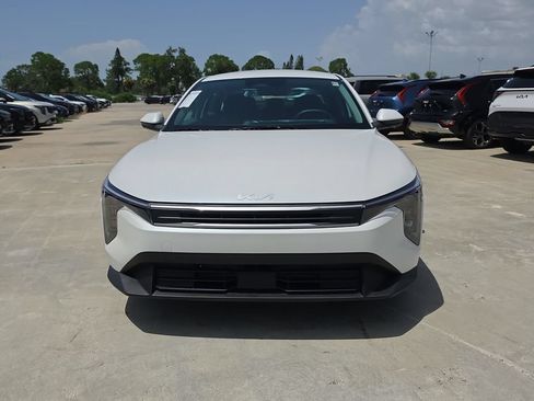 New 2026 Kia K4 FWD image 3
