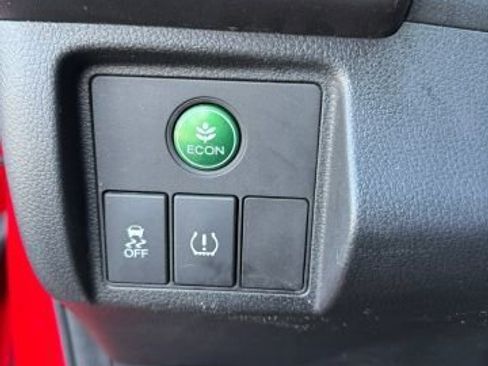 Used 2016 Honda HR-V EX image 34