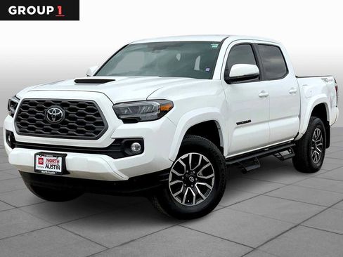 Used 2022 Toyota Tacoma TRD Sport w/ Technology Package RWD image 1