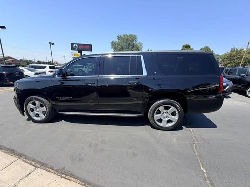 Used 2020 Chevrolet Suburban LT AWD/4WD image 7