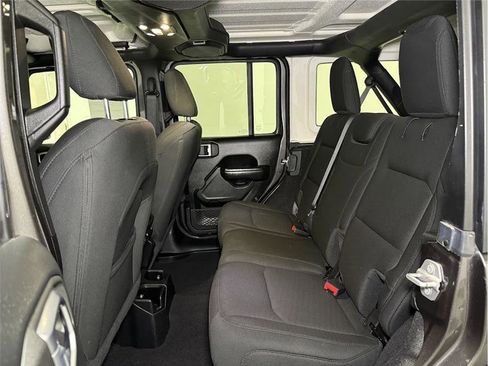 Used 2020 Jeep Wrangler Unlimited Sport S image 16