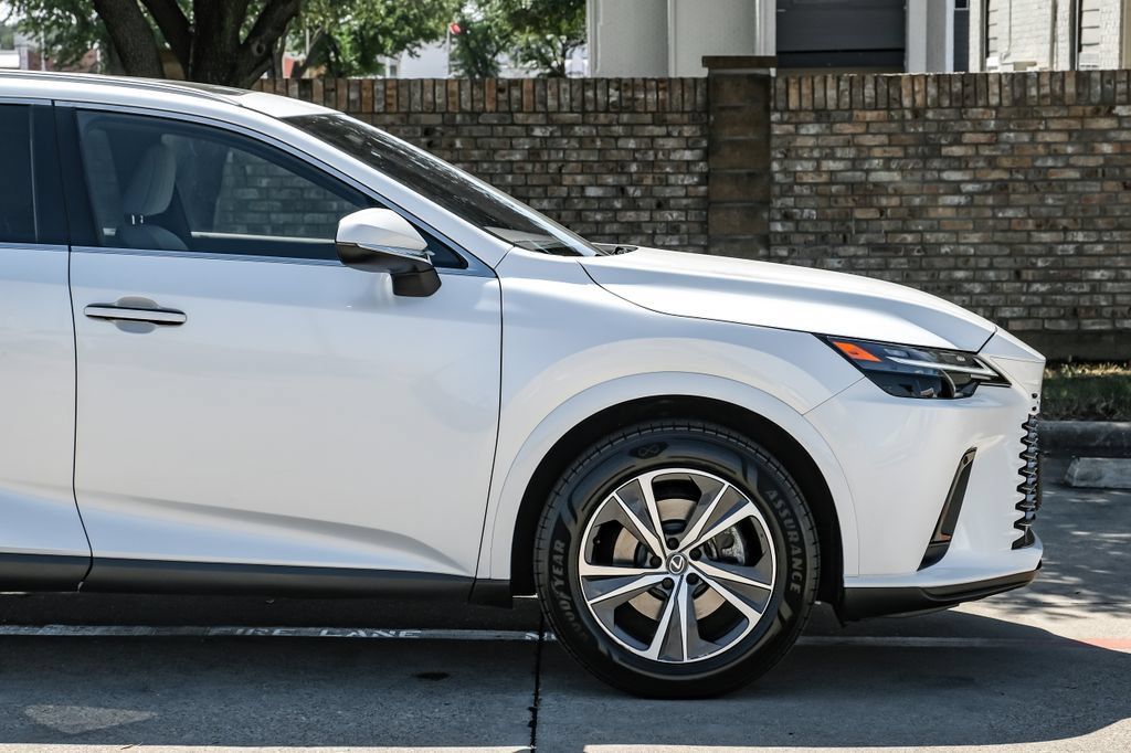 Used 2024 Lexus RX 350 Premium w/ Accessory Package (Z1) AWD/4WD image 17