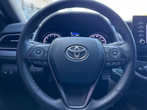 Used 2023 Toyota Camry SE FWD image 23