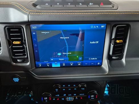 Used 2024 Ford Bronco Badlands image 23