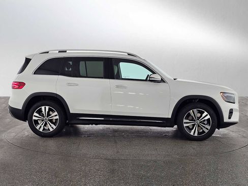 New 2026 Mercedes-Benz GLB 250 image 2