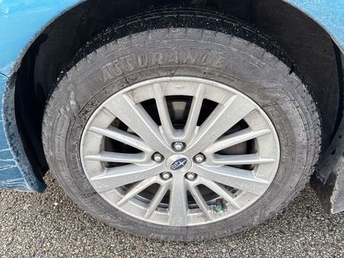 Used 2018 Subaru Impreza 2.0i Premium image 33