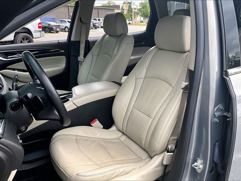 Used 2019 Buick Enclave Premium w/ Trailering Package, 5000 lbs. FWD image 18