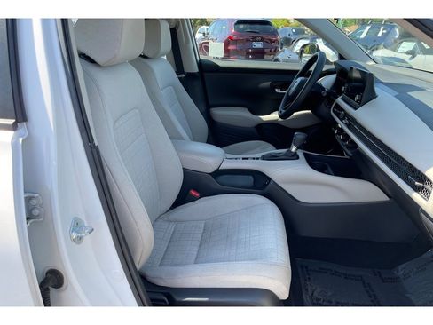 Certified 2024 Honda HR-V LX image 19