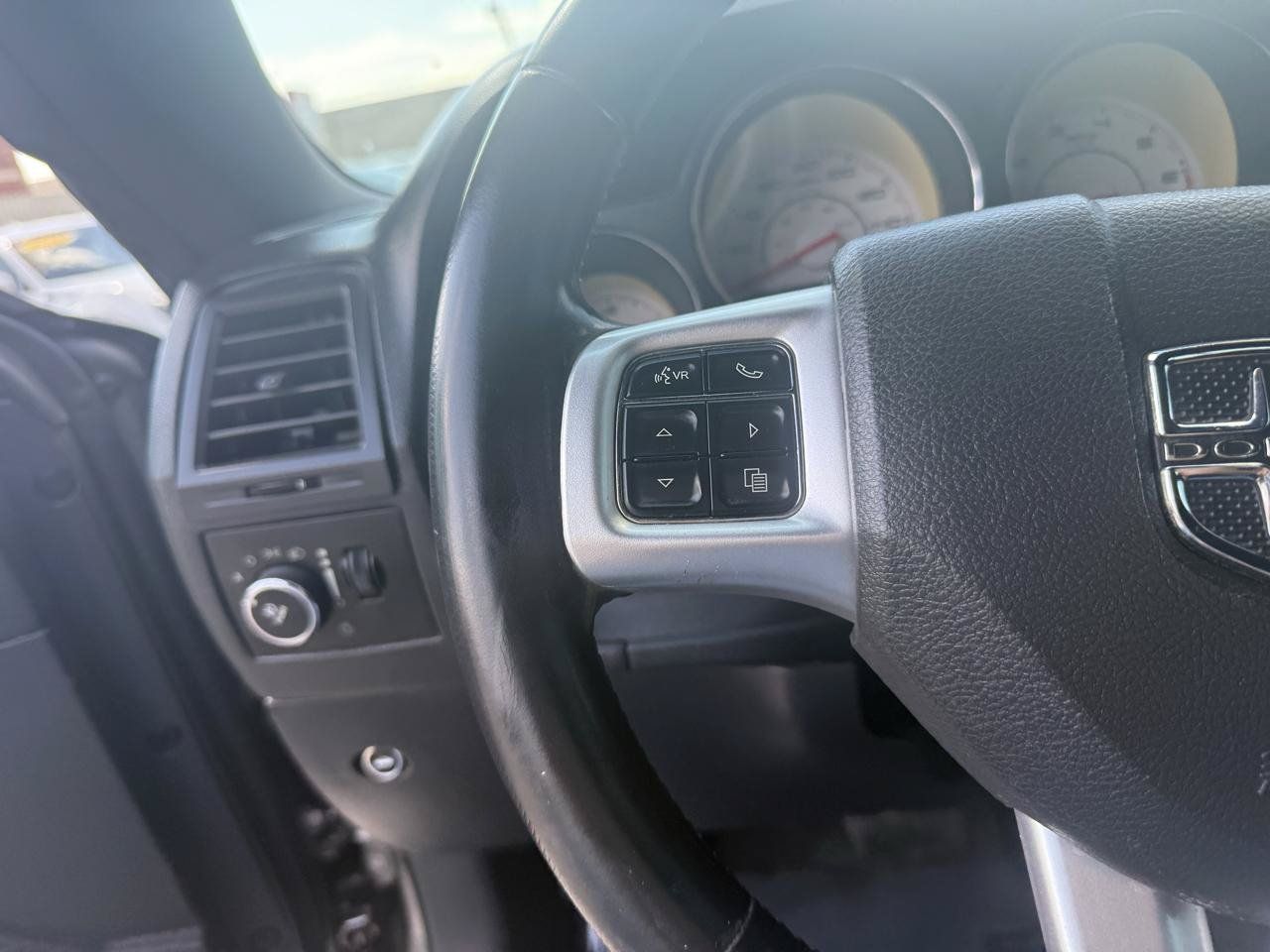 Used 2011 Dodge Challenger R/T RWD image 13