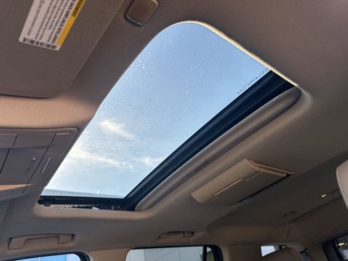 Used 2019 Chevrolet Tahoe Premier image 22