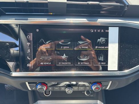 New 2025 Audi Q3 2.0T Premium image 19