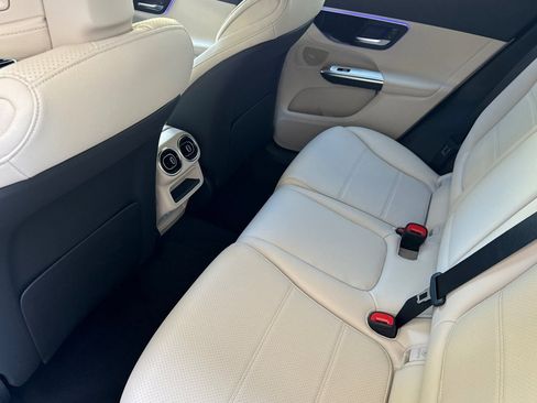 New 2026 Mercedes-Benz GLC 300 image 11