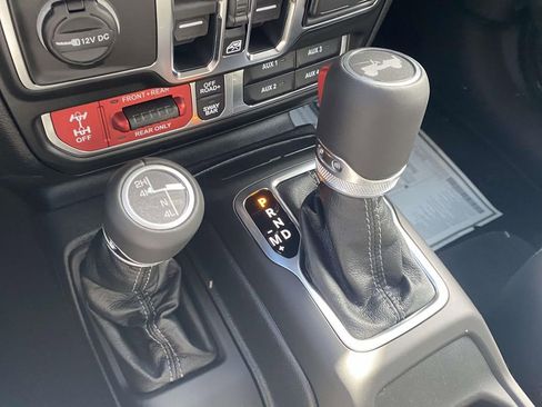 New 2026 Jeep Wrangler Unlimited Rubicon AWD/4WD image 49