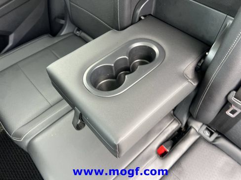 Used 2019 Volkswagen Tiguan SEL FWD image 24