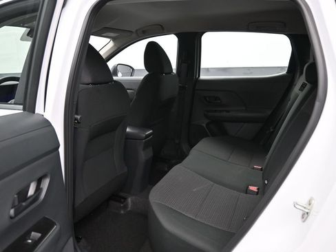 Used 2025 Nissan Kicks S AWD/4WD image 23