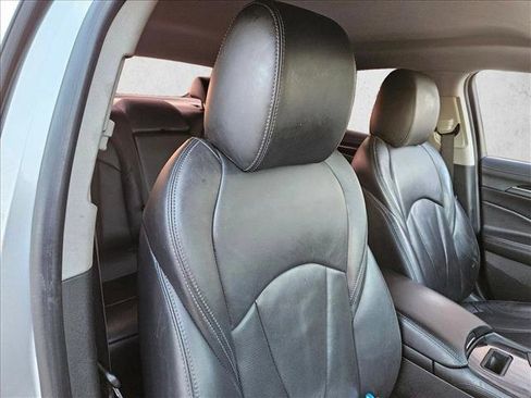 Used 2018 Buick LaCrosse Premium image 22