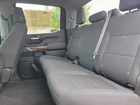 Used 2021 GMC Sierra 1500 SLE w/ X31 Off-Road Package AWD/4WD image 10