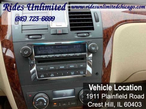 Used 2007 Cadillac DTS Luxury I w/ Trunk Convenience Package FWD image 17