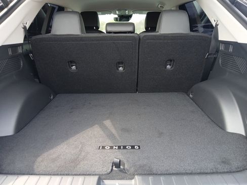 Used 2025 Hyundai Ioniq 5 SEL image 16