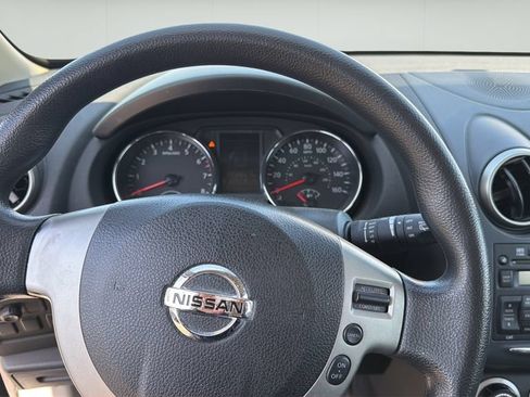 Used 2013 Nissan Rogue S FWD image 9