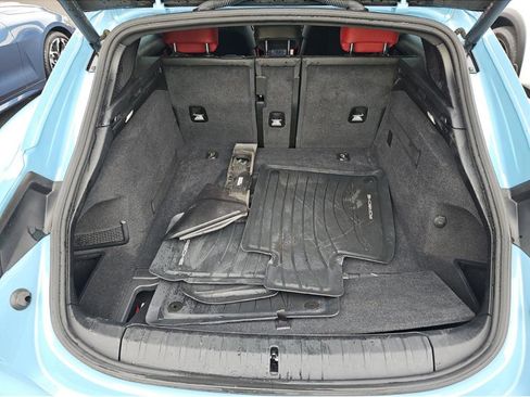 Used 2022 Porsche Taycan 4 Cross Turismo image 19