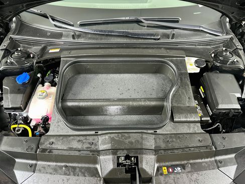 Used 2025 Hyundai Ioniq 6 SEL RWD image 33