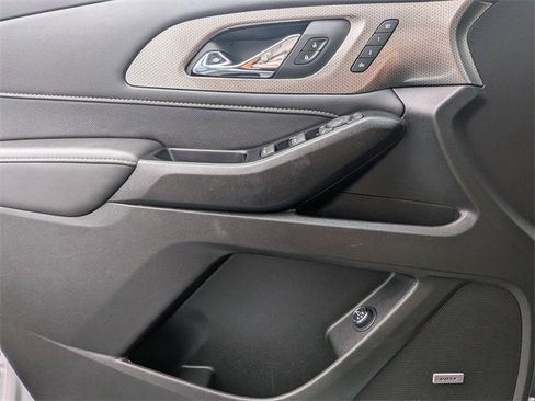 Used 2024 Chevrolet Traverse Premier w/ Redline Edition image 28