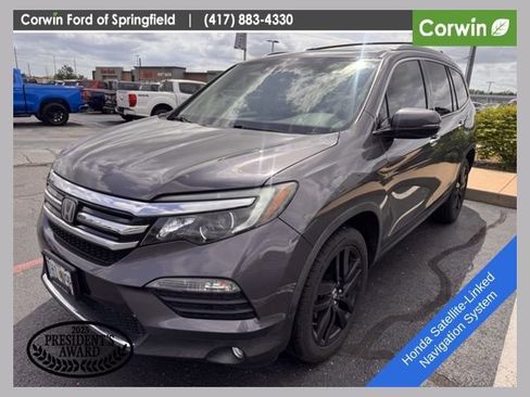 Used 2017 Honda Pilot Elite image 1